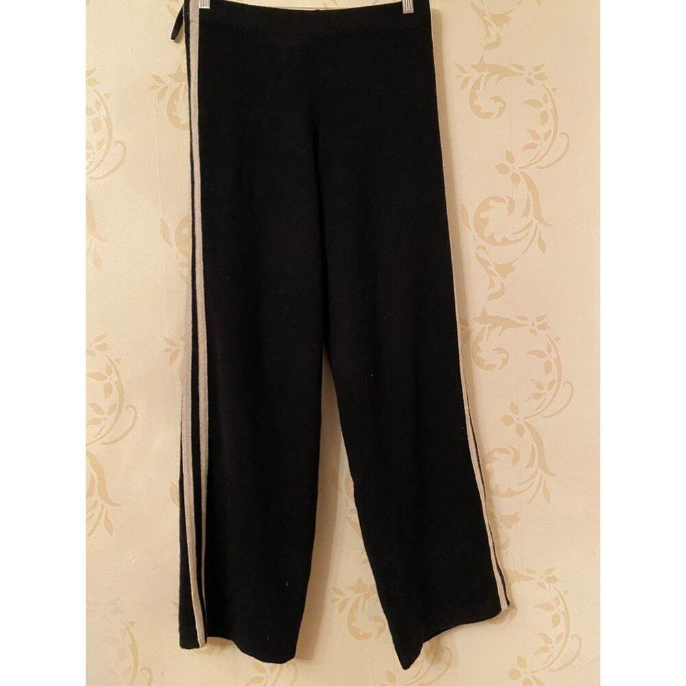 Ladies Medium Lord & Taylor 100% Cashmere Pants